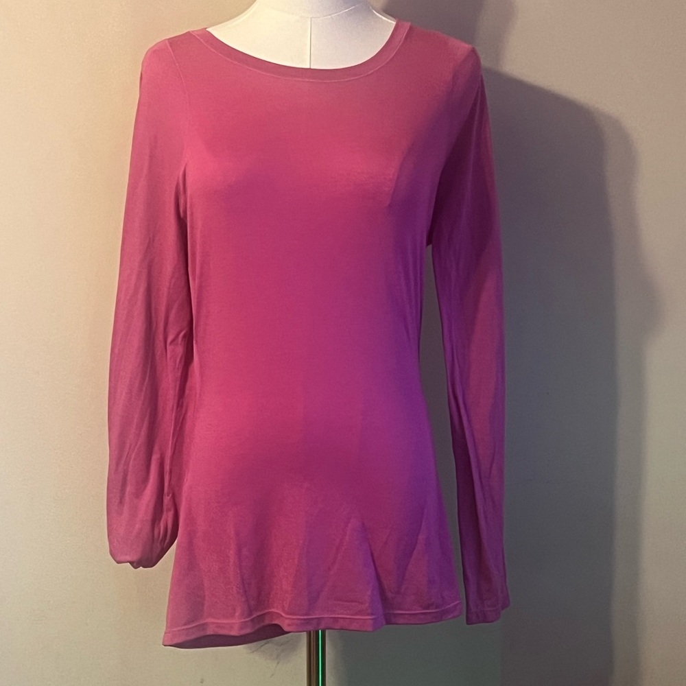 Like New Stori. Long Sleeve Top